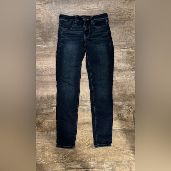 American Eagle Jeans, Size 6, Jegging, Medium/ Dark Wash - Picture 1 of 5